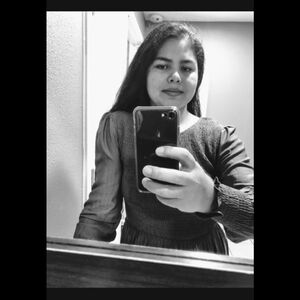 Meet your Posher: Loyda